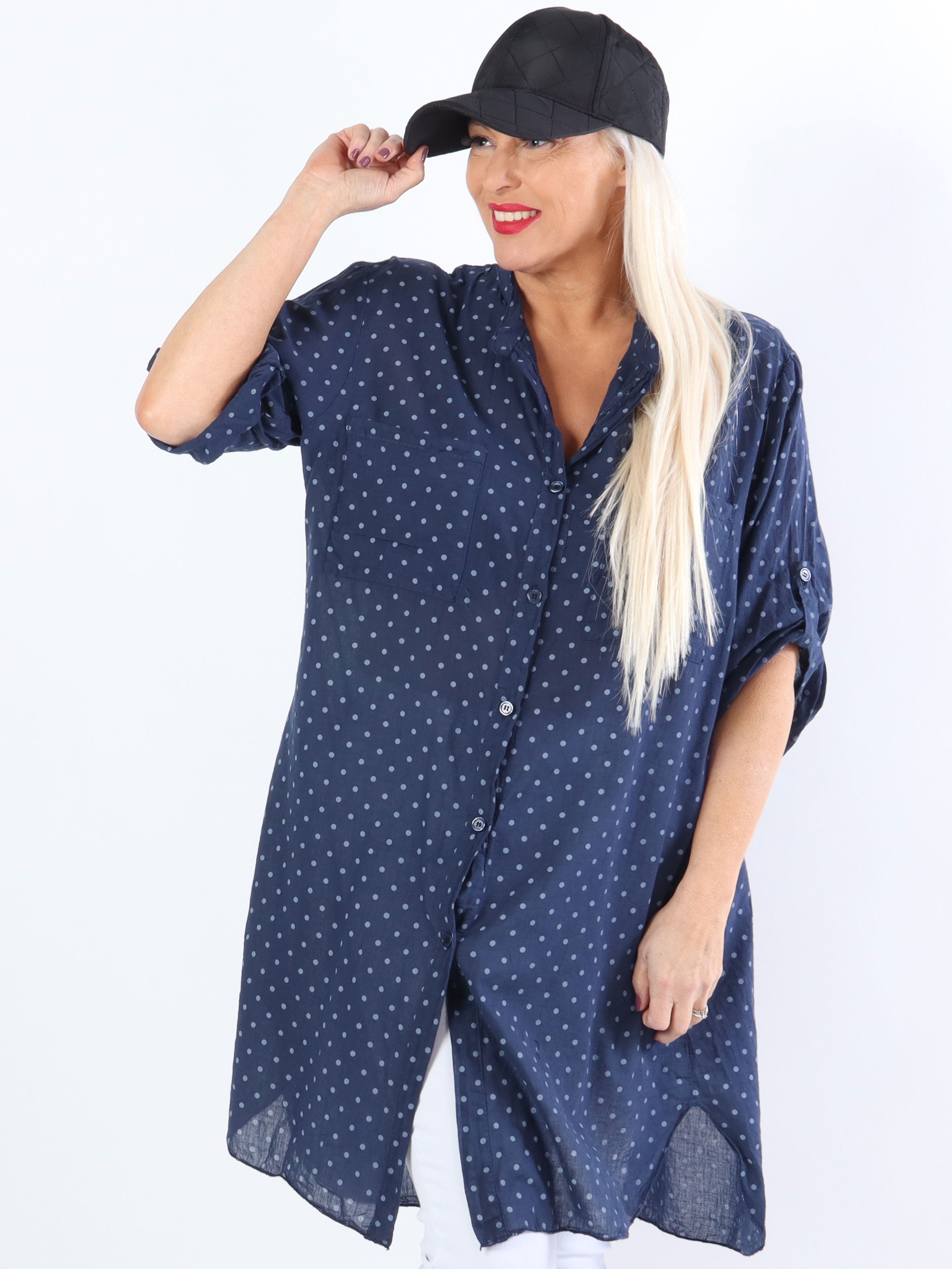 Linda - Plus size skjorta i bomull med små prickar